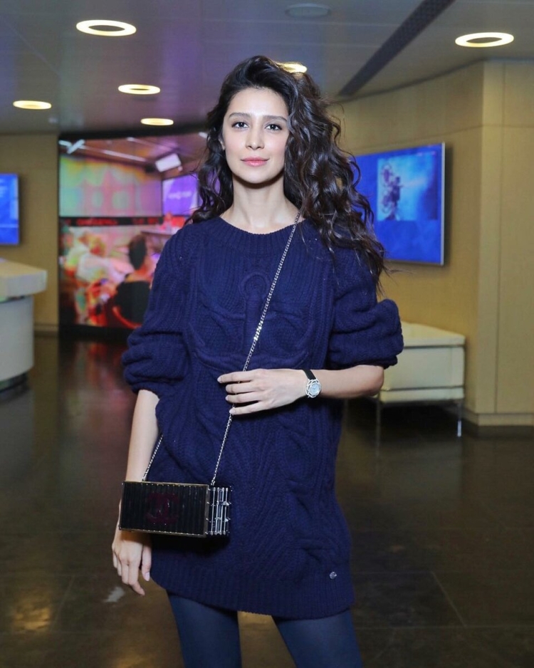 Равшана Куркова