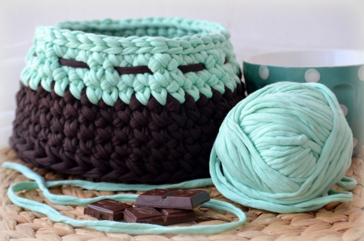 Изделия из трикотажной пряжи