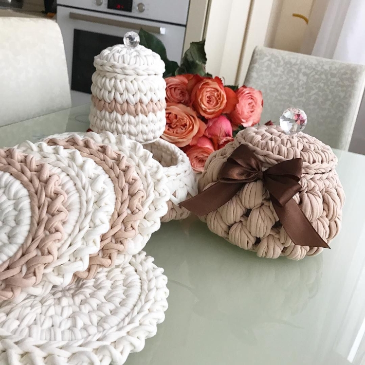 Вязаные штучки для интерьера