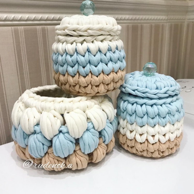 Изделия из трикотажных ниток