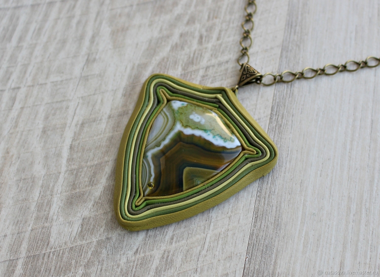 Купить кулон из натурального камня