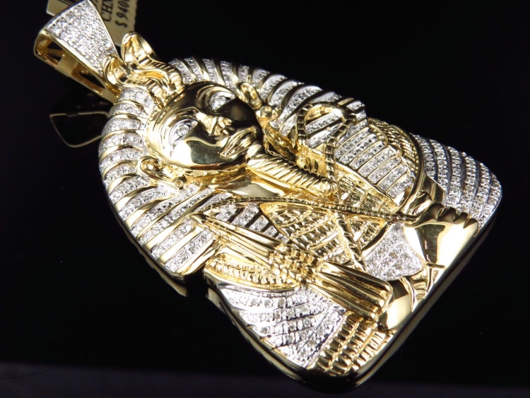 Медальон фараонов