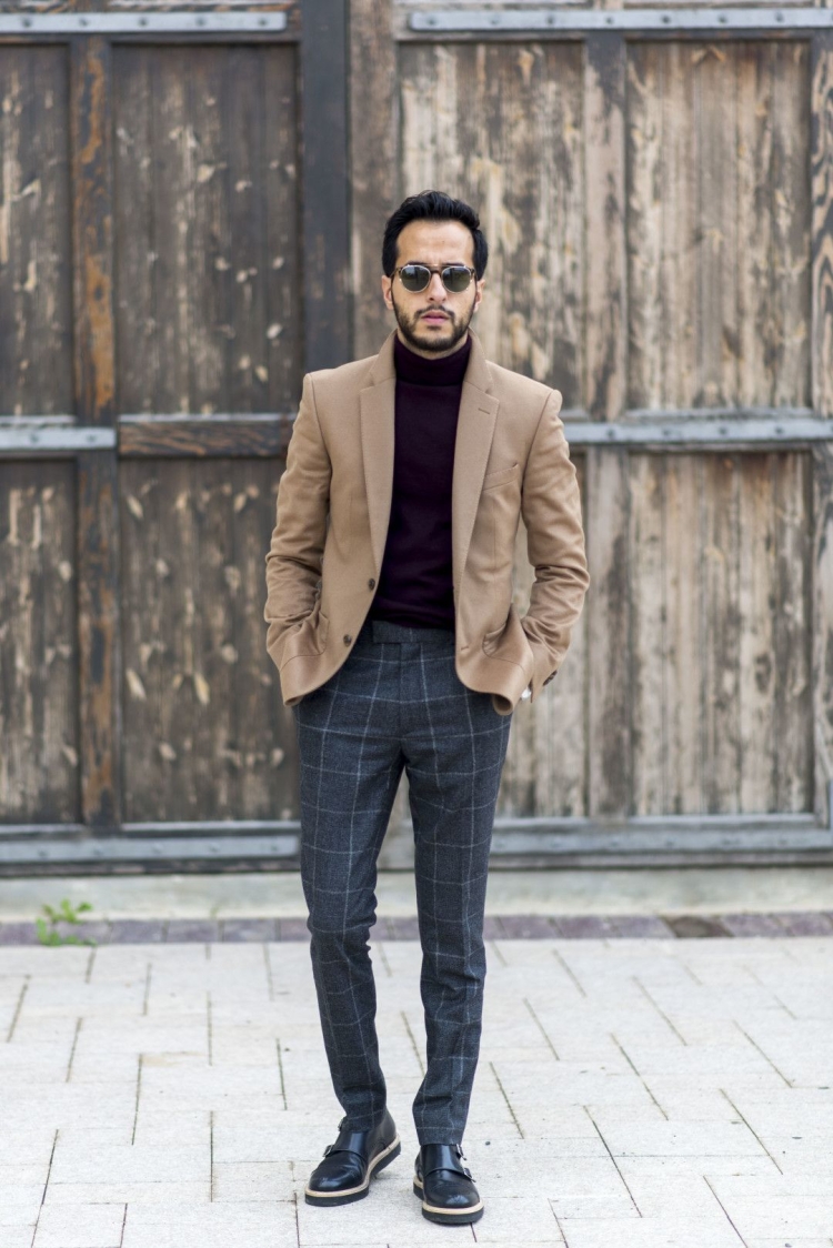 Костюм с водолазкой мужской