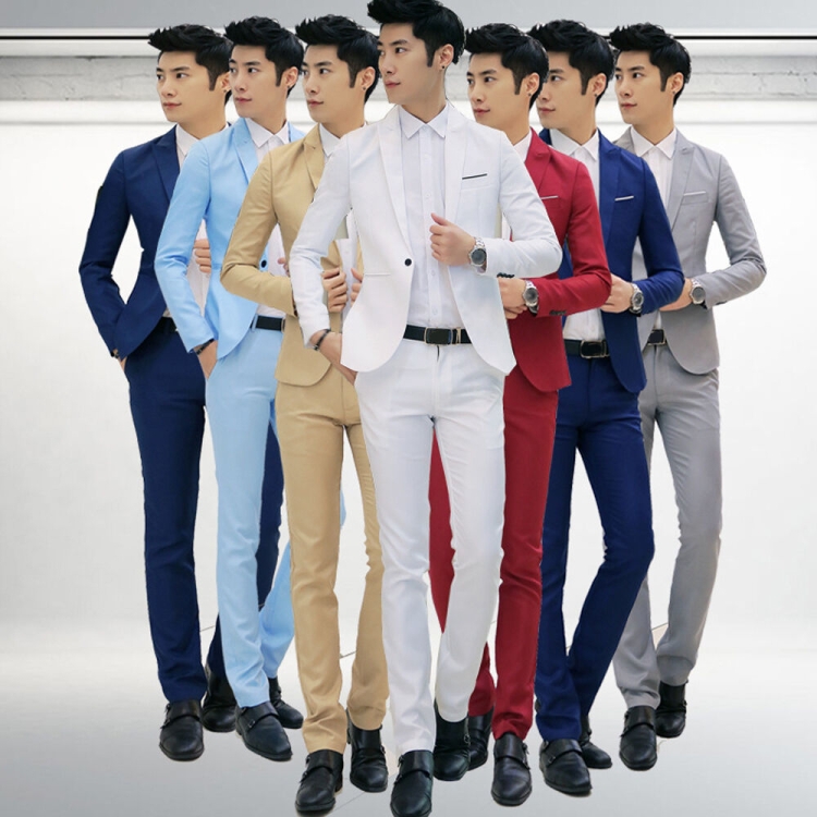 Модные костюмы