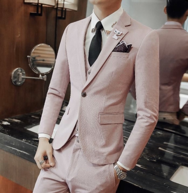 Дорогие мужские костюмы