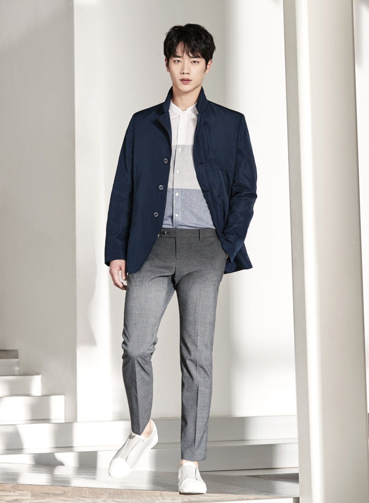 Со Кан Джун в костюме