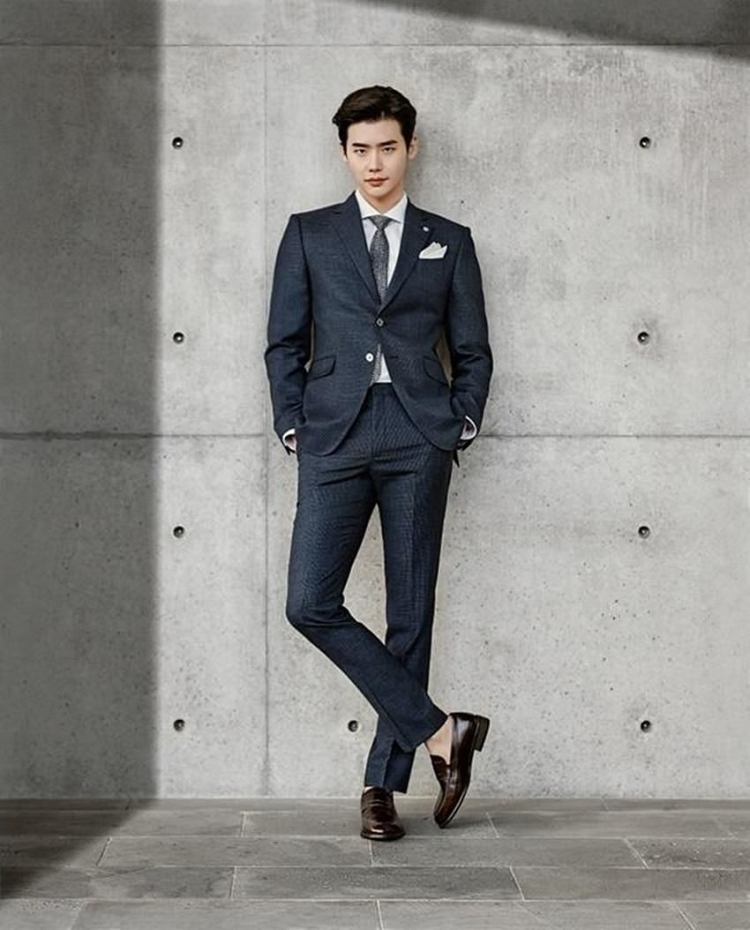 Ли Чон сок в полный рост