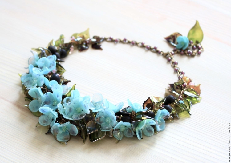 Ксения Зименко украшения из стекла