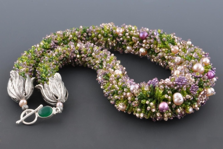 Колье из бисера Елизавета Соренсен