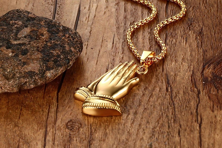 Мужской кулон из золота