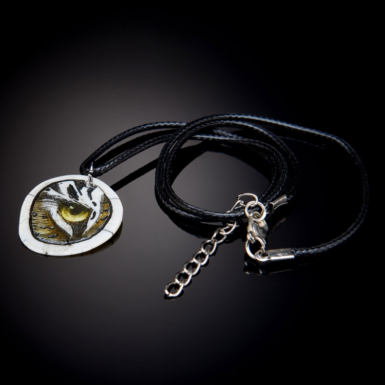 Подвеска из кости "глаз"