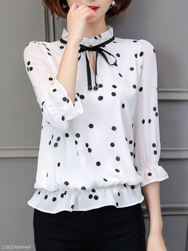 Блузка в горошек