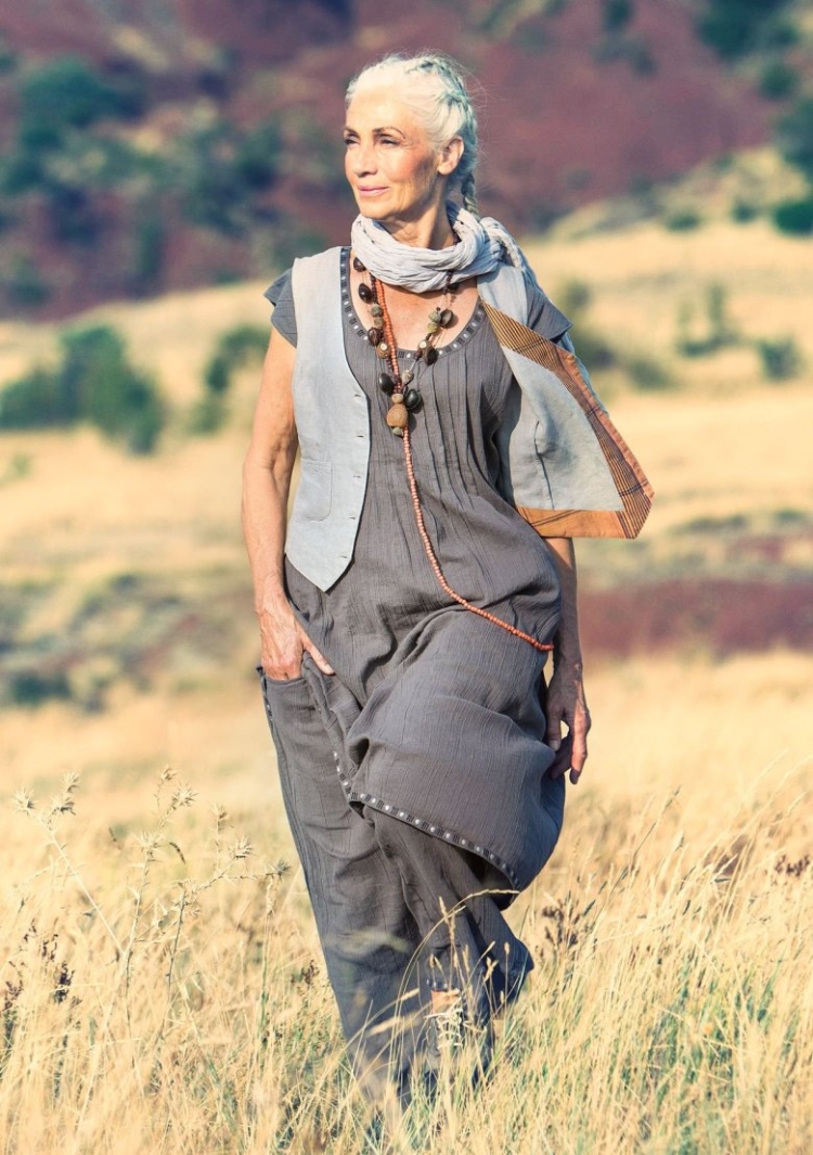 Стильные Луки с льняным костюмом