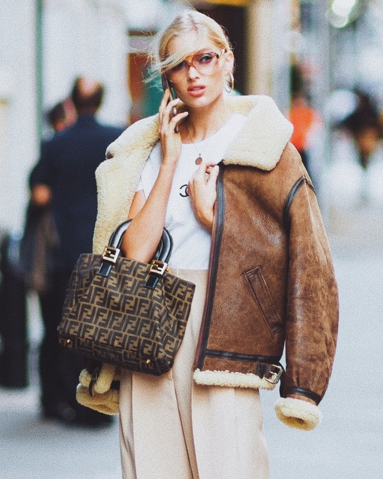 Дубленка женская светлая