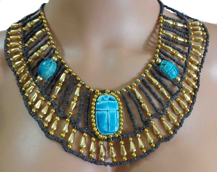 Египетское ожерелье Нефертити