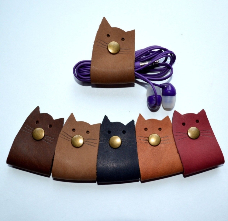 Кожаный органайзер для наушников