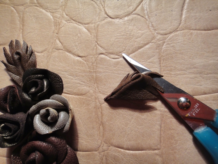 Из кожи своими руками