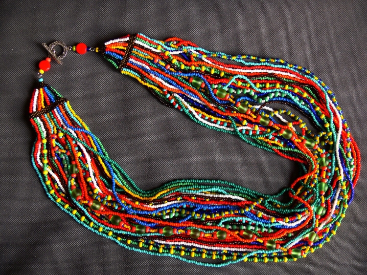 Африканские бусы