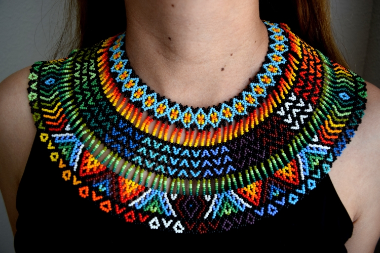 Уичоль воротники