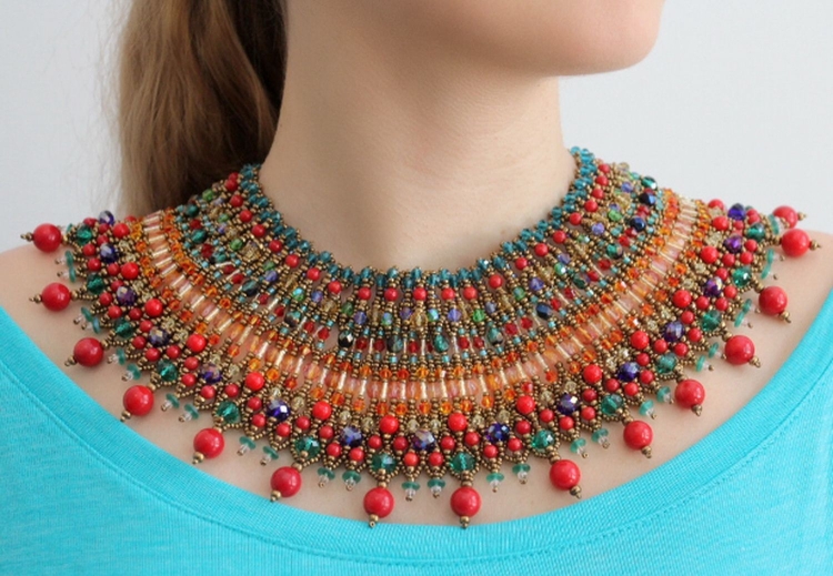 Бусы из чешского бисера