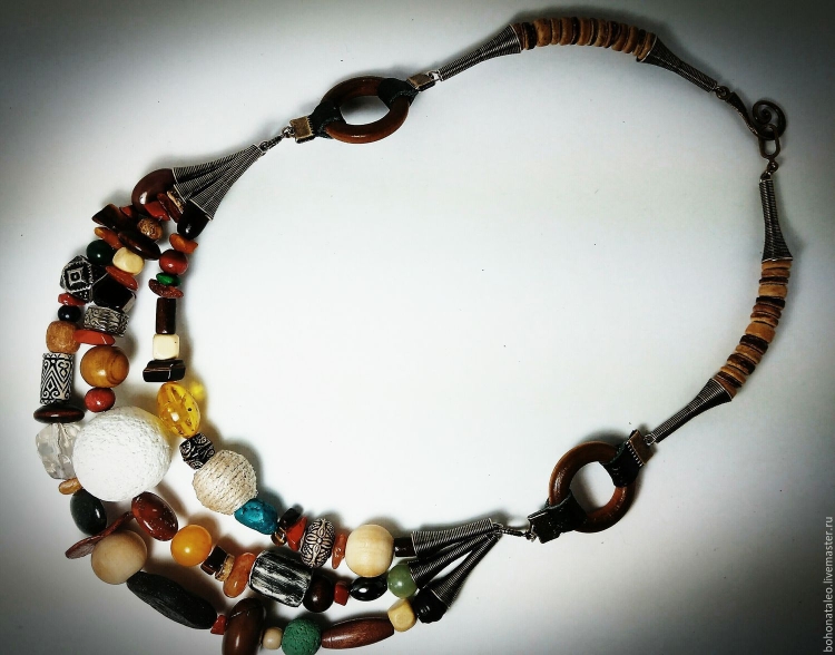 Бусы в стиле бохо