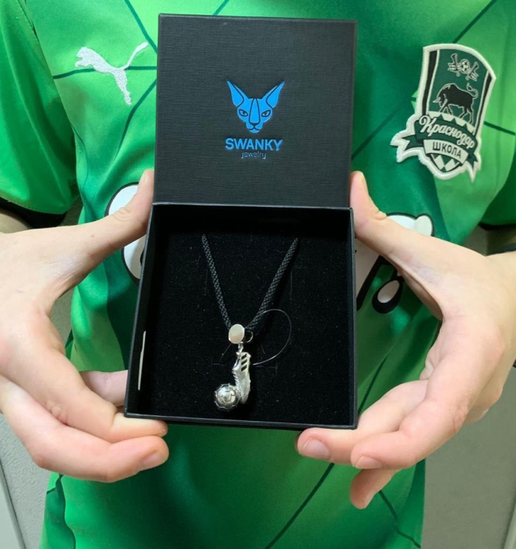 Подвеска футбольная бутса