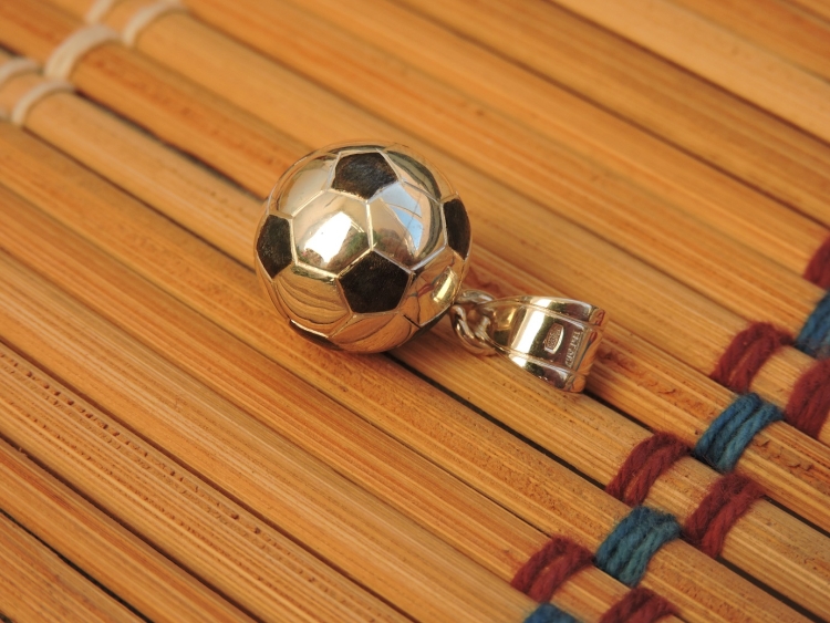 Подвеска футбольный мяч