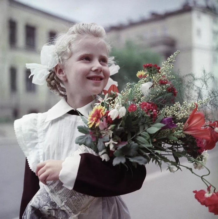 Первоклассница СССР