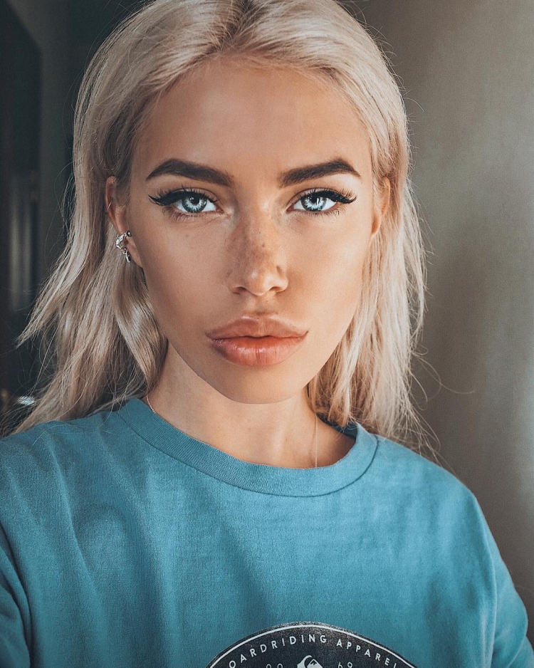 Кристина Аксенова