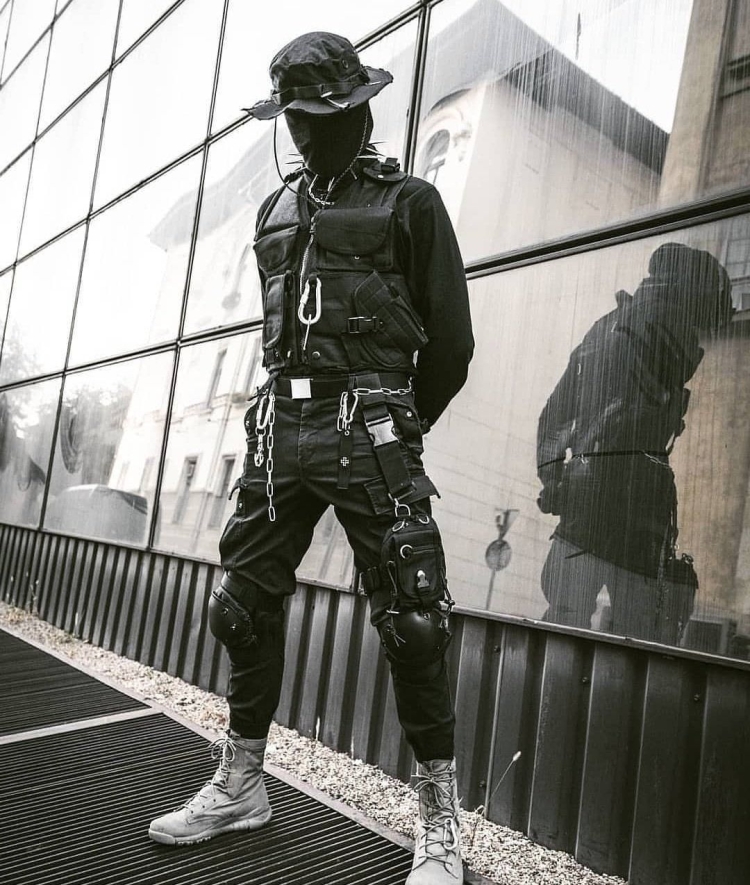 Techwear ниндзя киберпанк