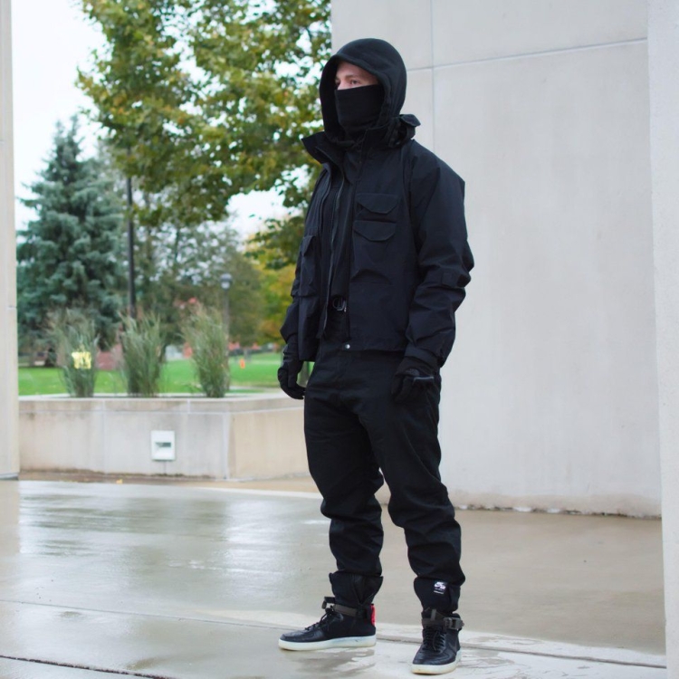 Techwear darkwear стиль