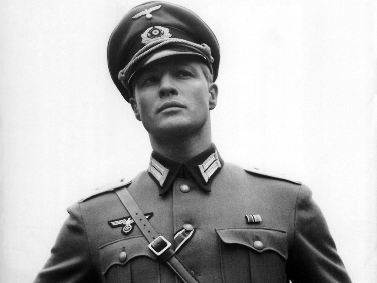 Марлон Брандо молодые львы