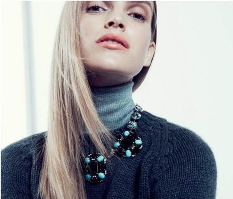 Бижутерия с водолазкой