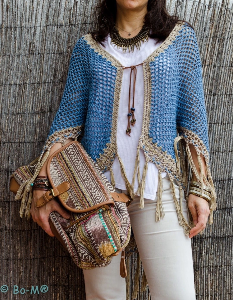 Вязаный жилет в стиле бохо