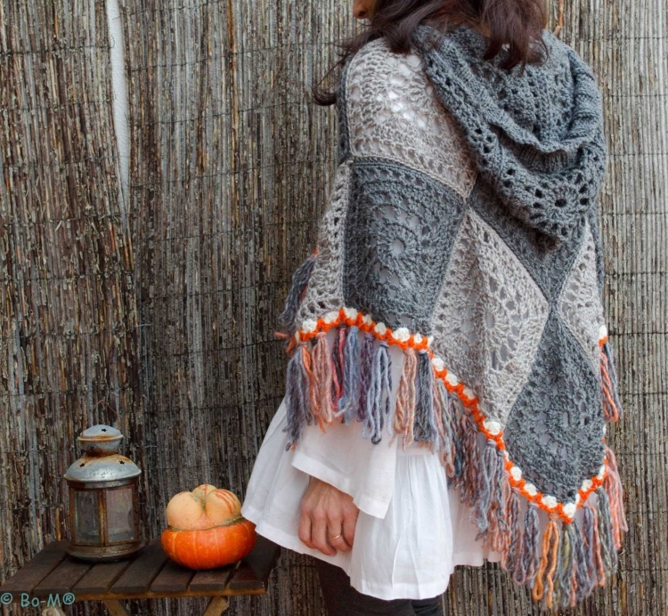 Вязаное пончо бохо