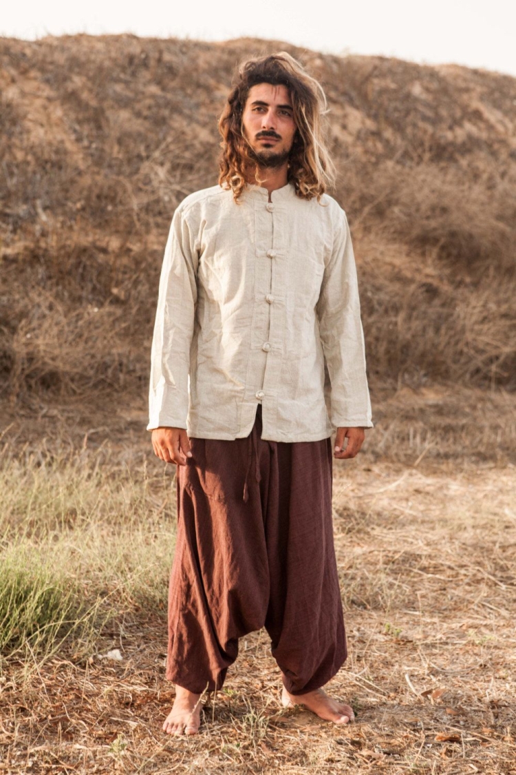 Парень с дредами