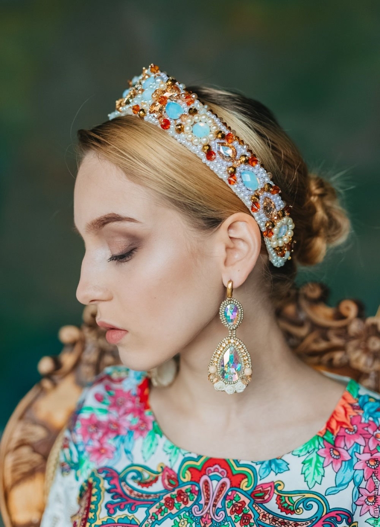 Кокошник Дольче Габбана