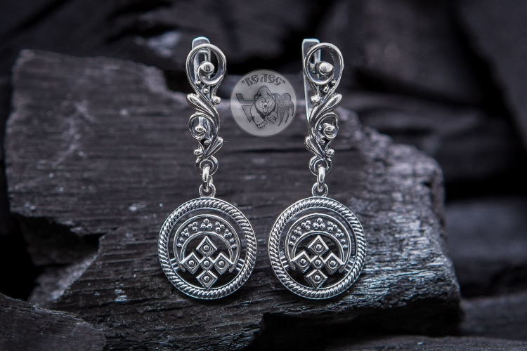 Лунница Макошь