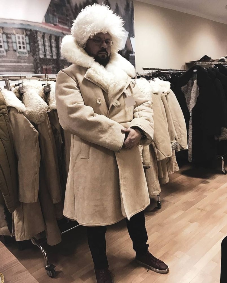 Тулуп нагольный постовой