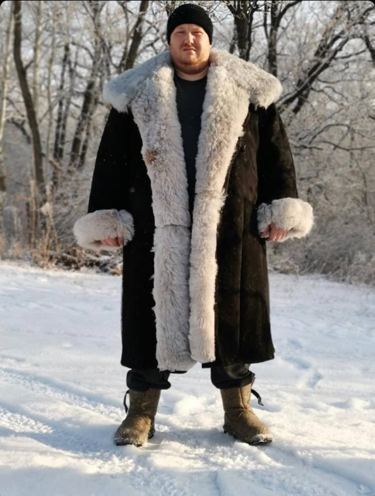 Мужской лук с дубленкой