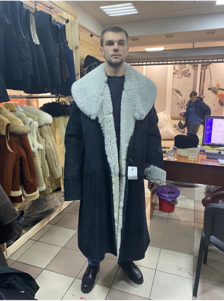 Тулуп с капюшоном мужской