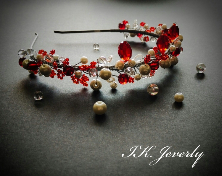 Ободок из бусин