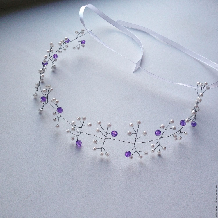 Украшения из проволоки и бусин