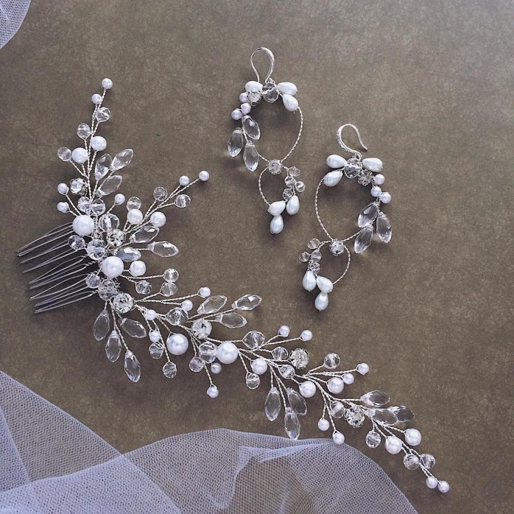 Проволока и Бусины украшения