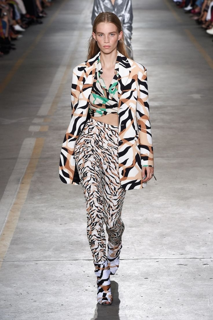 Роберто Кавалли коллекции 2019