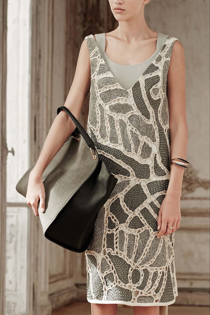 Фасоны комбинированных платьев