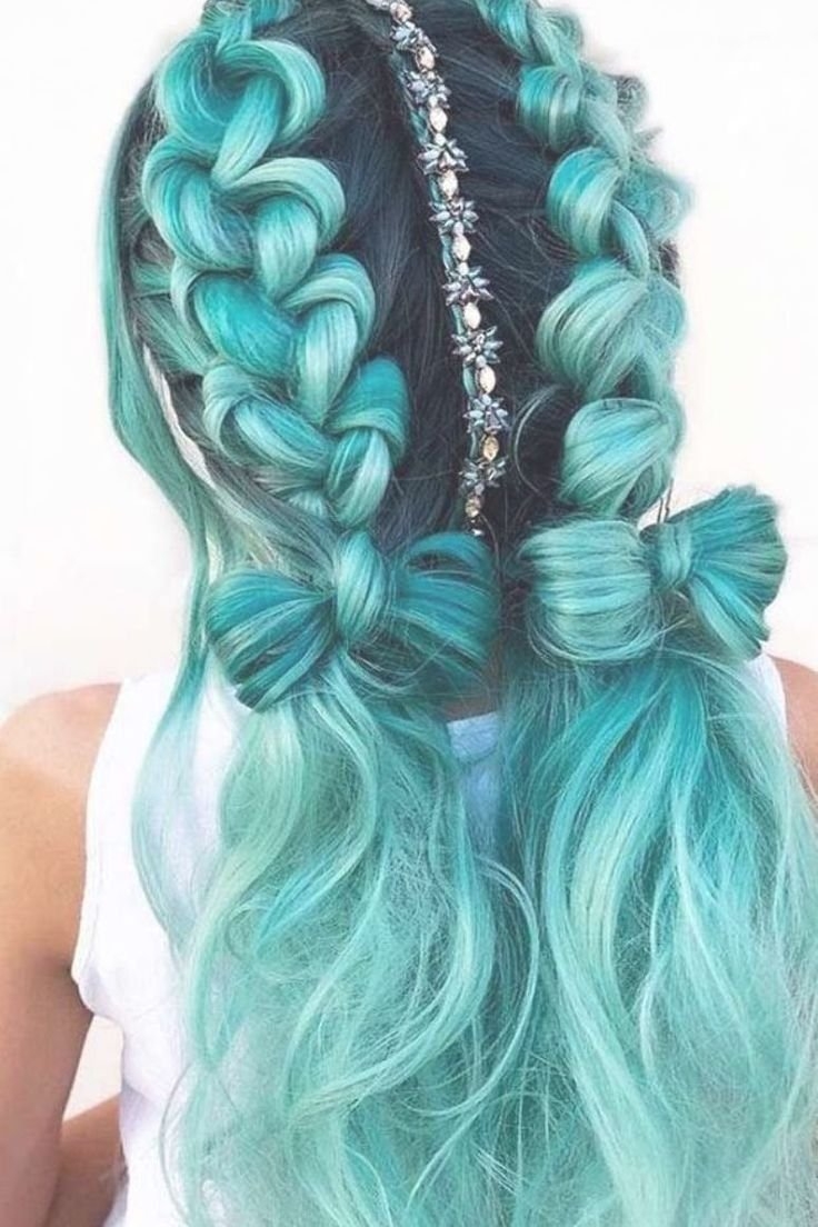 Прически с каниколонами