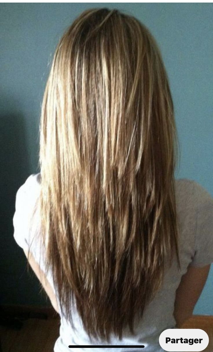 Рваная лесенка на средние волосы