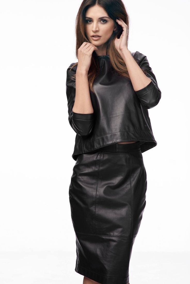 Шикарные кожаные платья