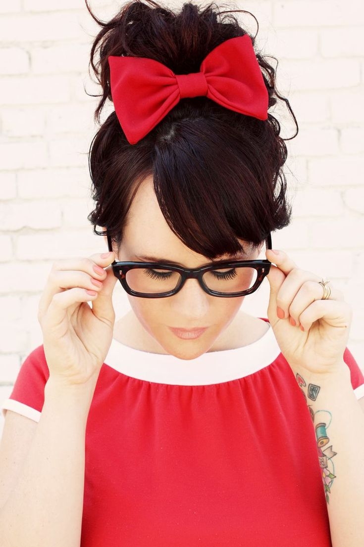 Прическа на последний звонок